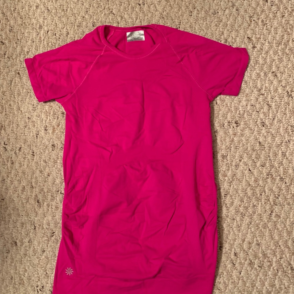 Athleta short sleeve workout shirt